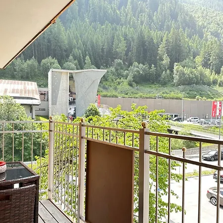 Quality Hosts Arlberg - Alptyrol *