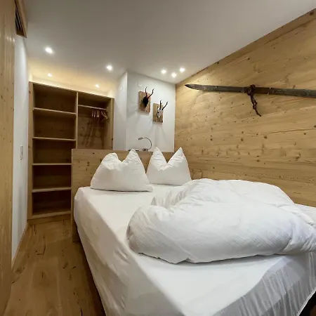 Haus Alpenrose Apartment