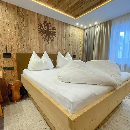 Apartment Haus Alpenrose St. Anton am Arlberg