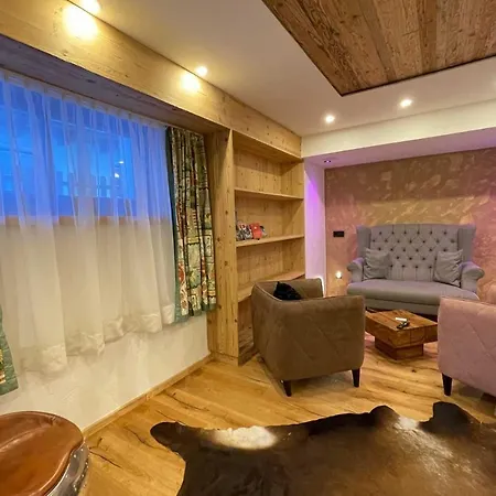 Apartment Haus Alpenrose St. Anton am Arlberg